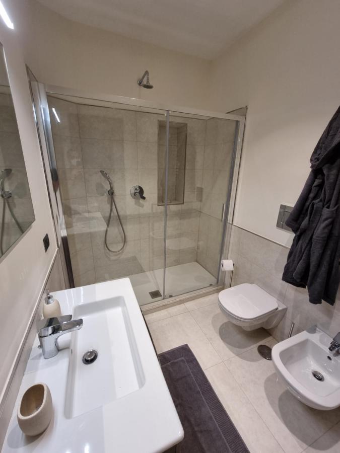 Apartamento Il Papero A Napoli Exterior foto